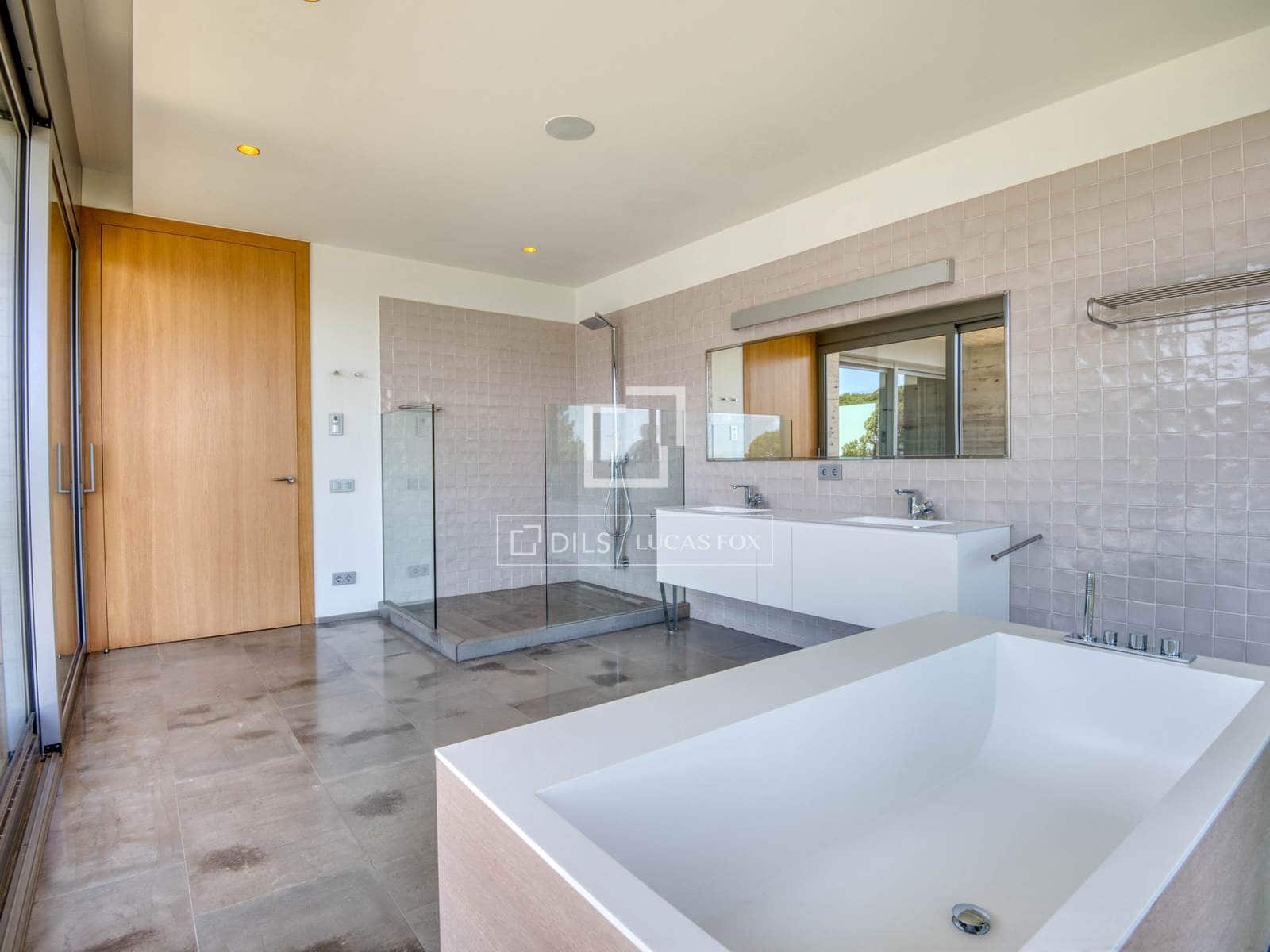 7 slaapkamer Villa te koop in Calonge i Sant Antoni met zwembad garage - € 15.900.000 (Ref: 9909717)