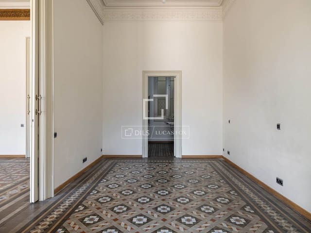 3 soverom Leilighet til leie i Barcelona by - € 3 750 (Ref: 9911678)