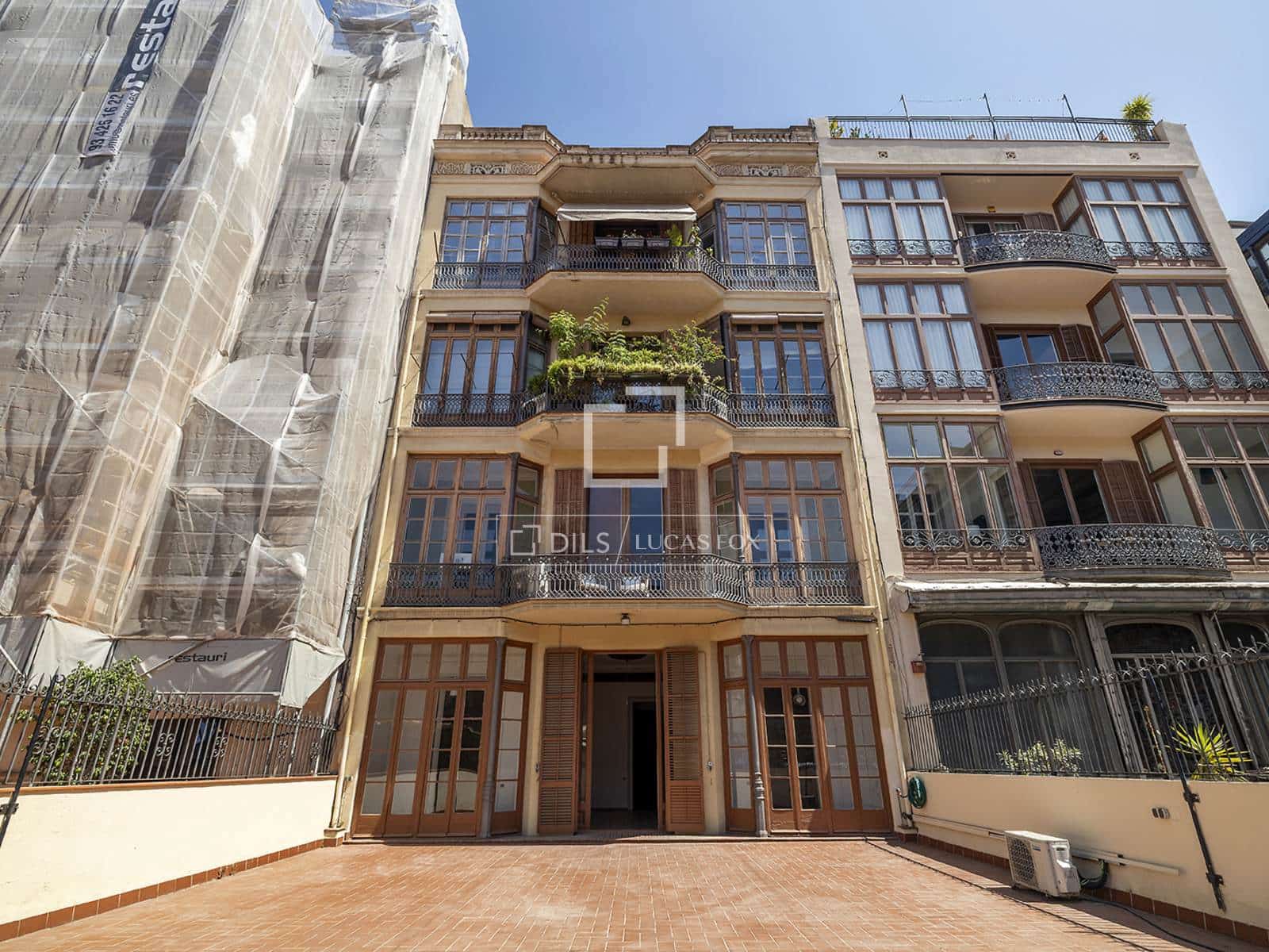 3 soverom Leilighet til leie i Barcelona by - € 3 750 (Ref: 9911678)