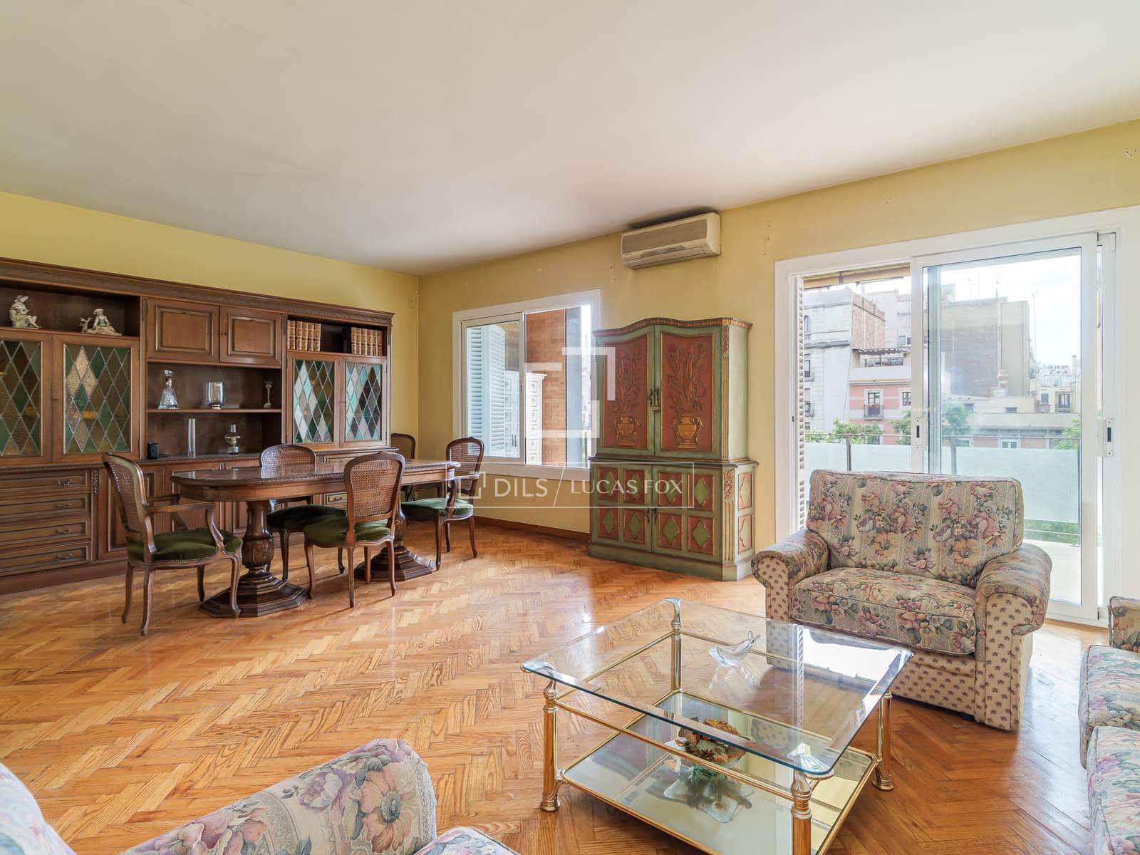 4 makuuhuone Huoneisto myytävänä paikassa Barcelona kaupunki mukana 
autotalli - 890 000 € (Ref: 9911679)