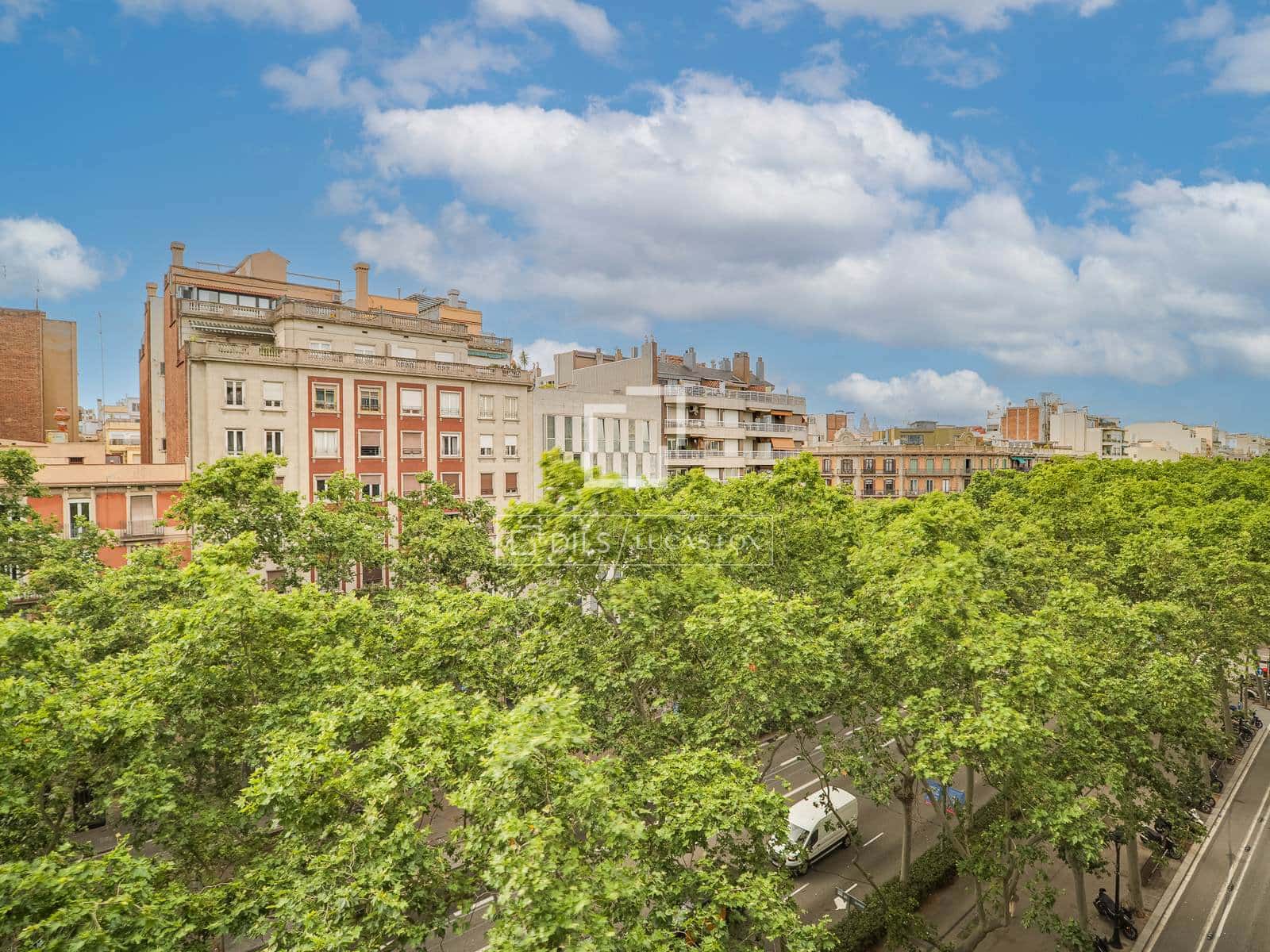 4 makuuhuone Huoneisto myytävänä paikassa Barcelona kaupunki mukana 
autotalli - 890 000 € (Ref: 9911679)