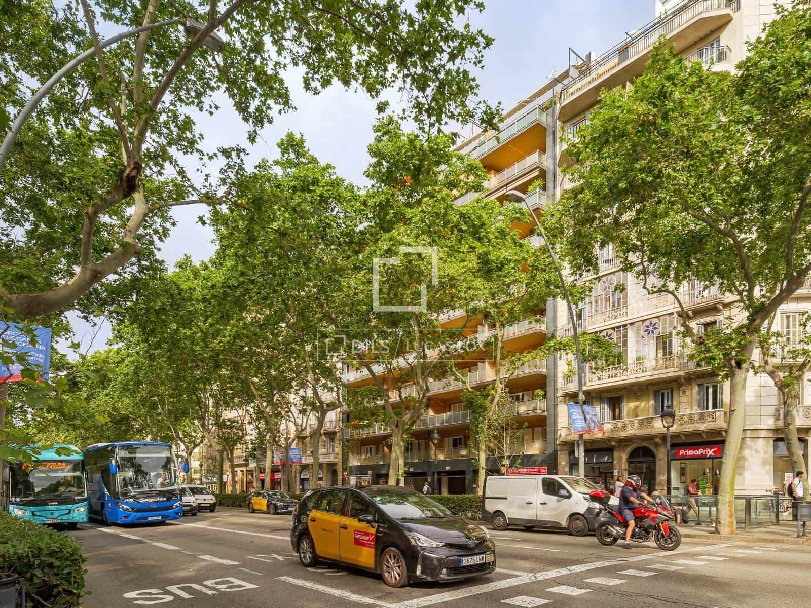 4 makuuhuone Huoneisto myytävänä paikassa Barcelona kaupunki mukana 
autotalli - 890 000 € (Ref: 9911679)