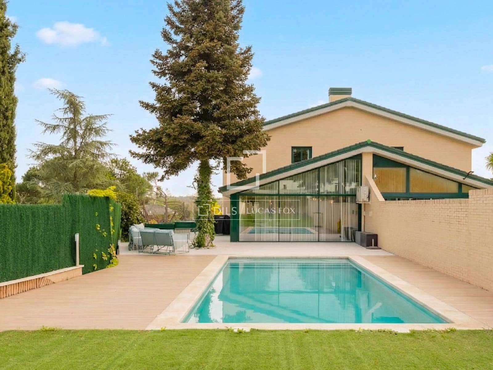 4 soveværelse Villa til leje i Soto de Vinuelas med swimmingpool garage - € 4.950 (Ref: 9911817)