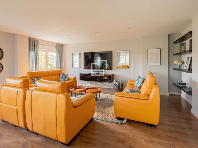 4 soveværelse Villa til leje i Soto de Viñuelas, Tres Cantos med swimmingpool garage - € 4.950 (Ref: 9911817)