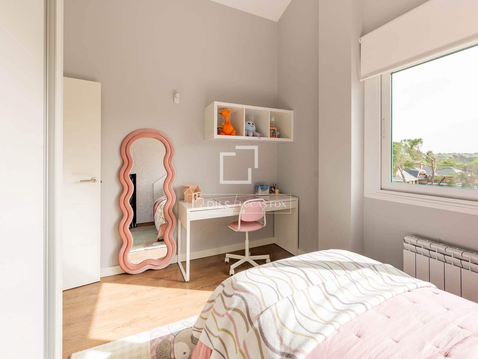 4 soveværelse Villa til leje i Soto de Vinuelas med swimmingpool garage - € 4.950 (Ref: 9911817)