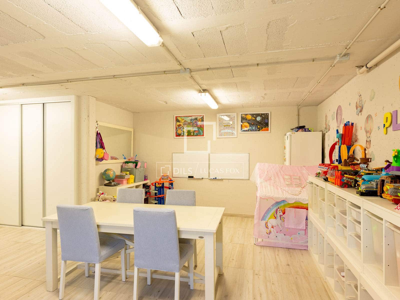 4 soveværelse Villa til leje i Soto de Vinuelas med swimmingpool garage - € 4.950 (Ref: 9911817)