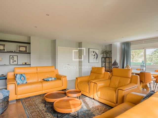 4 soveværelse Villa til leje i Soto de Viñuelas, Tres Cantos med swimmingpool garage - € 4.950 (Ref: 9911817)