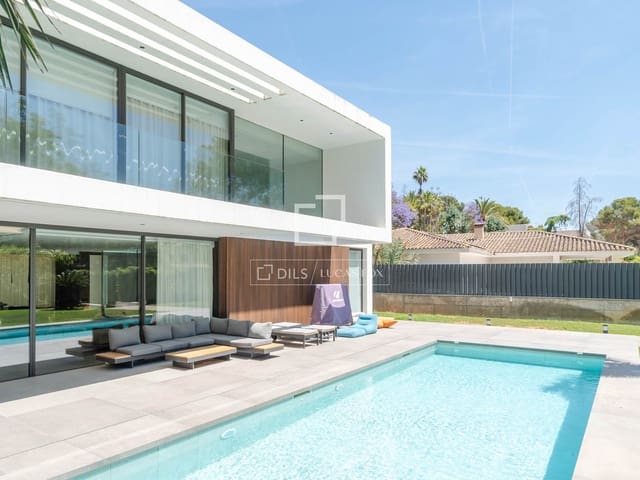 5 Zimmer Villa zu verkaufen in Campolivar, Godella mit Pool Garage - 2.900.000 € (Ref: 9911818)