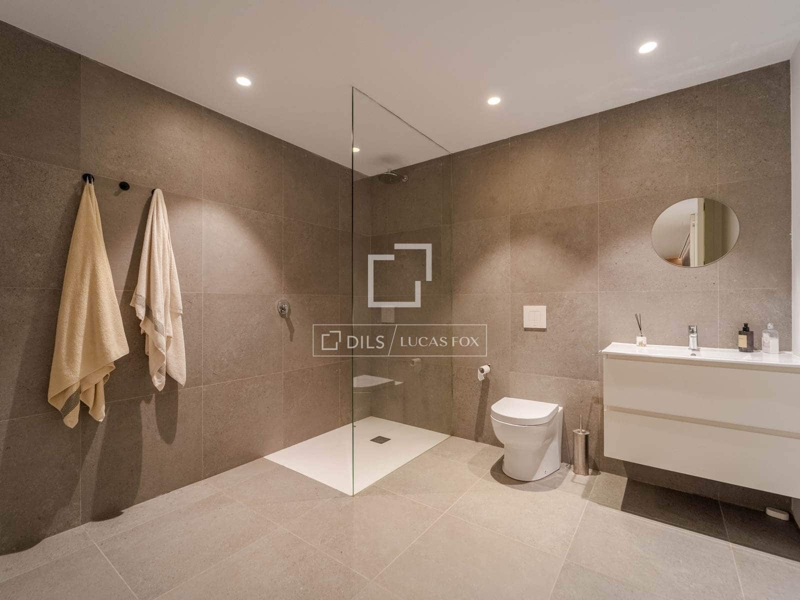 5 bedroom Villa for sale in Campolivar with pool garage - € 2,900,000 (Ref: 9911818)