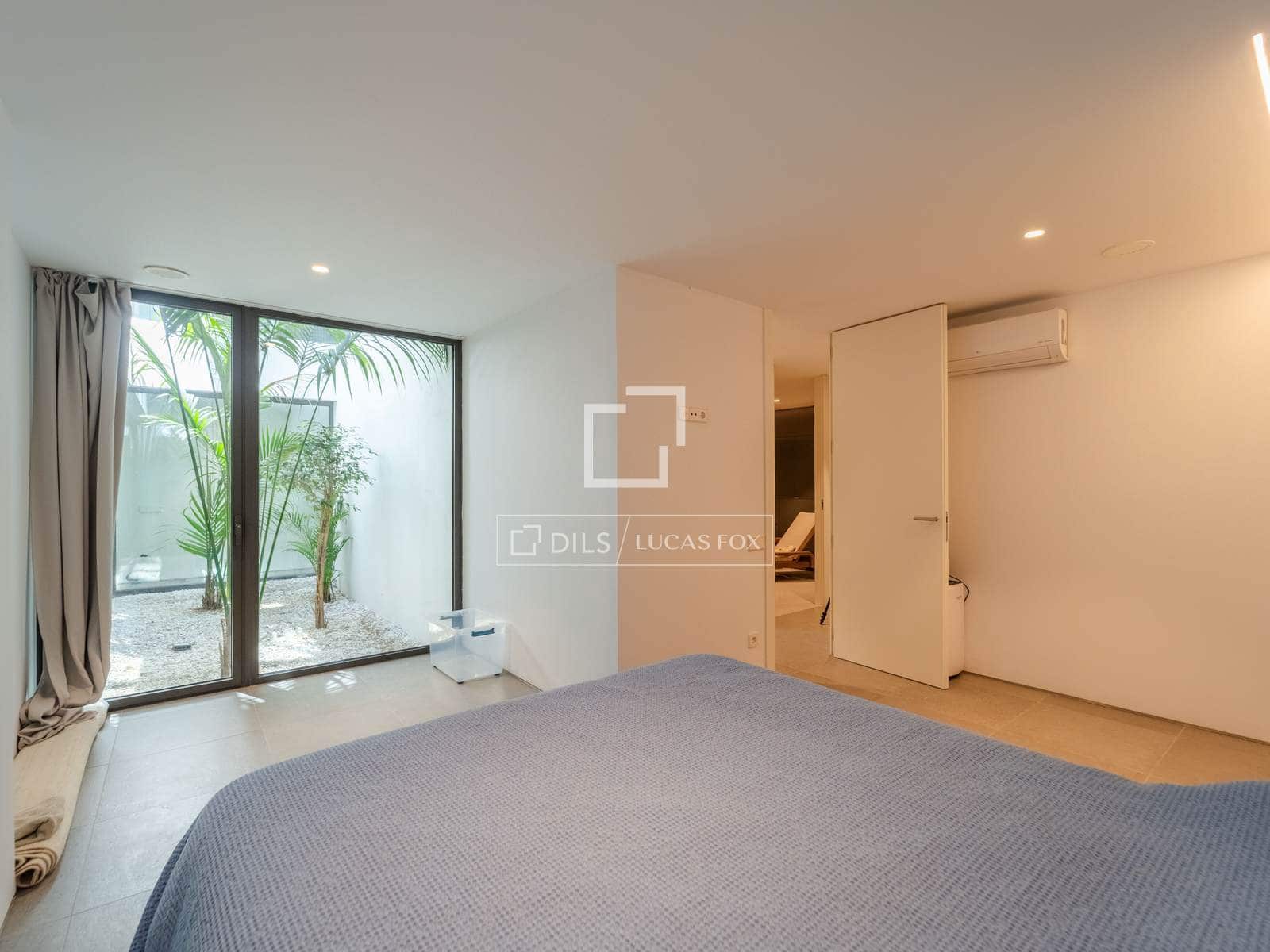 5 bedroom Villa for sale in Campolivar with pool garage - € 2,900,000 (Ref: 9911818)