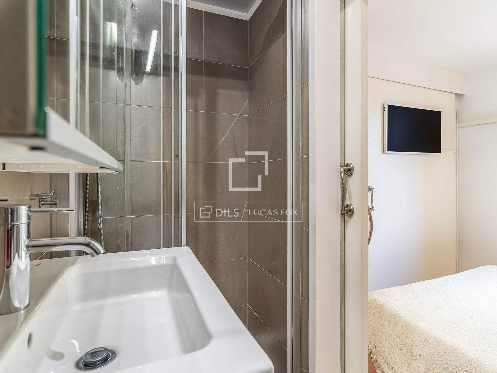 1 quarto Penthouse para venda em Barcelona cidade - 495 000 € (Ref: 9911934)