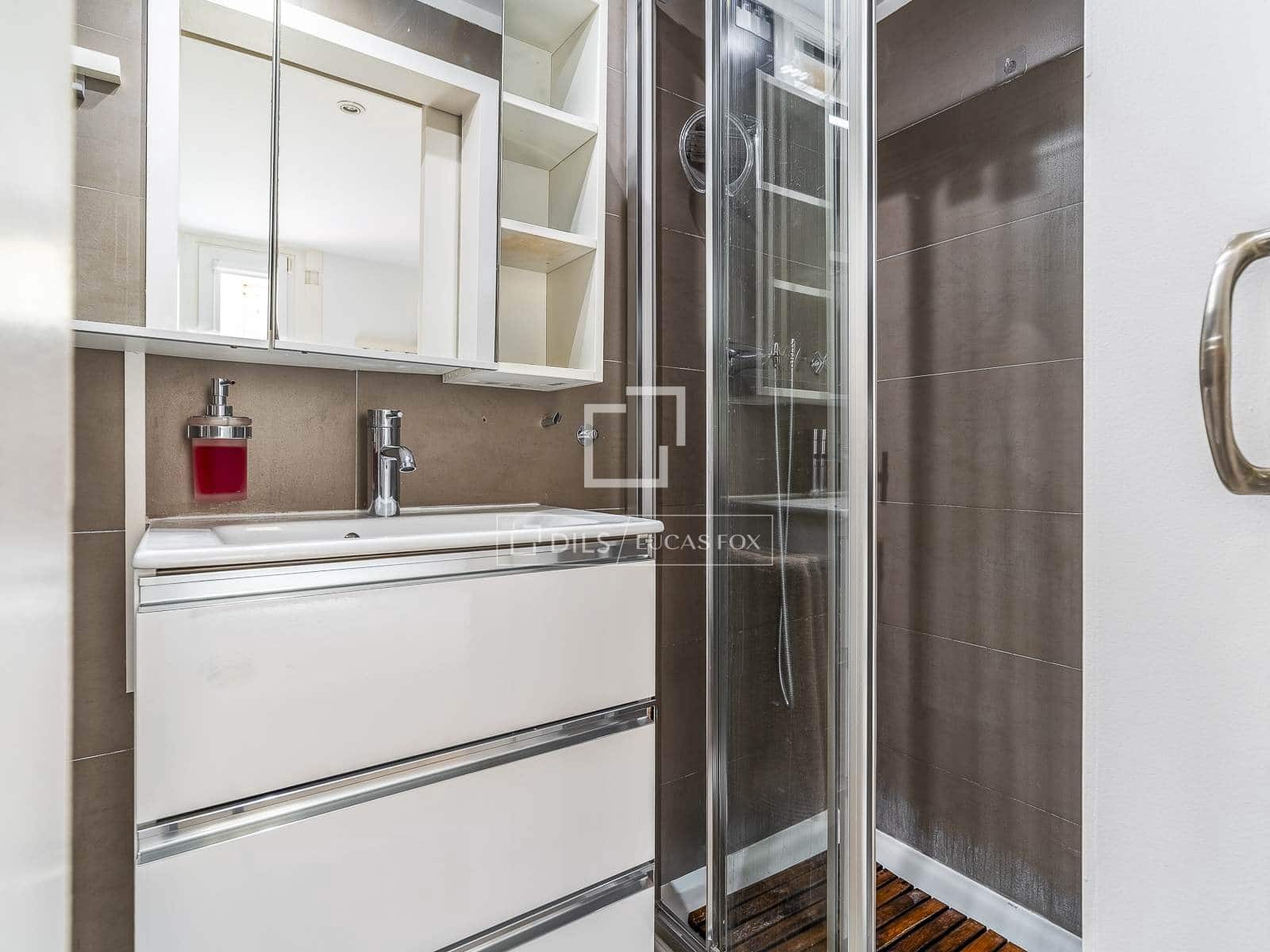 1 quarto Penthouse para venda em Barcelona cidade - 495 000 € (Ref: 9911934)