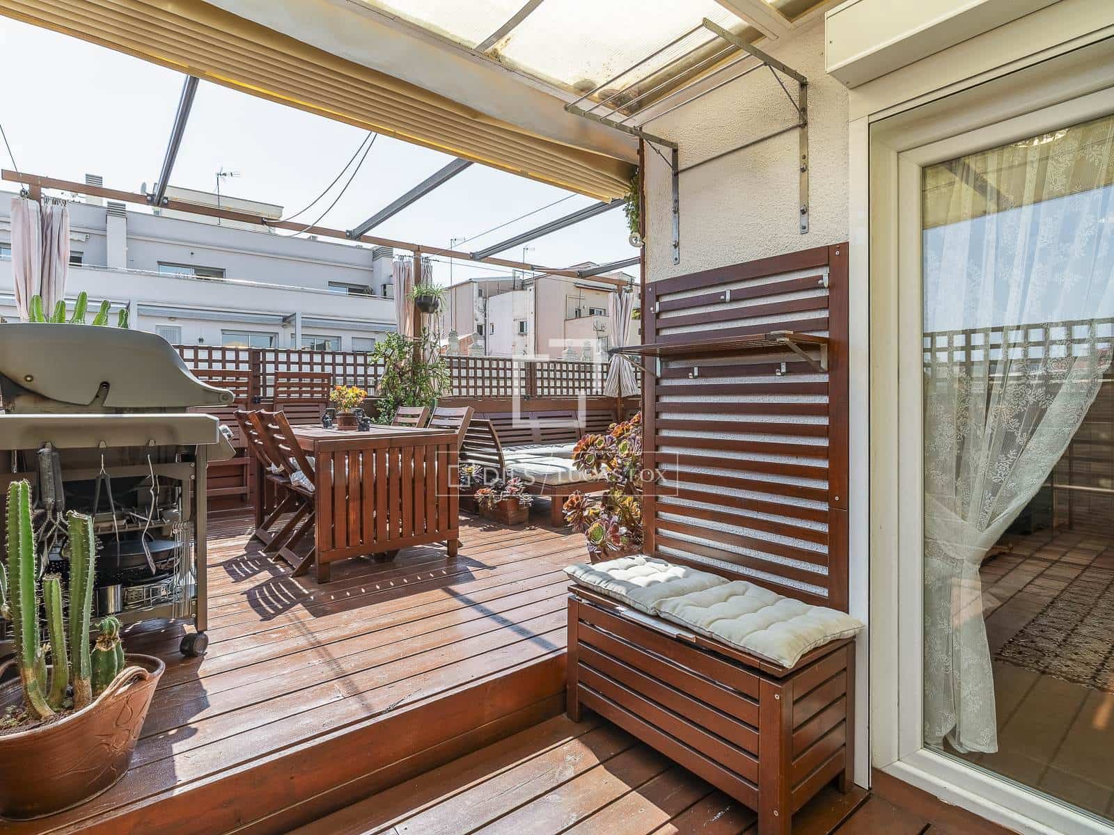 1 quarto Penthouse para venda em Barcelona cidade - 495 000 € (Ref: 9911934)
