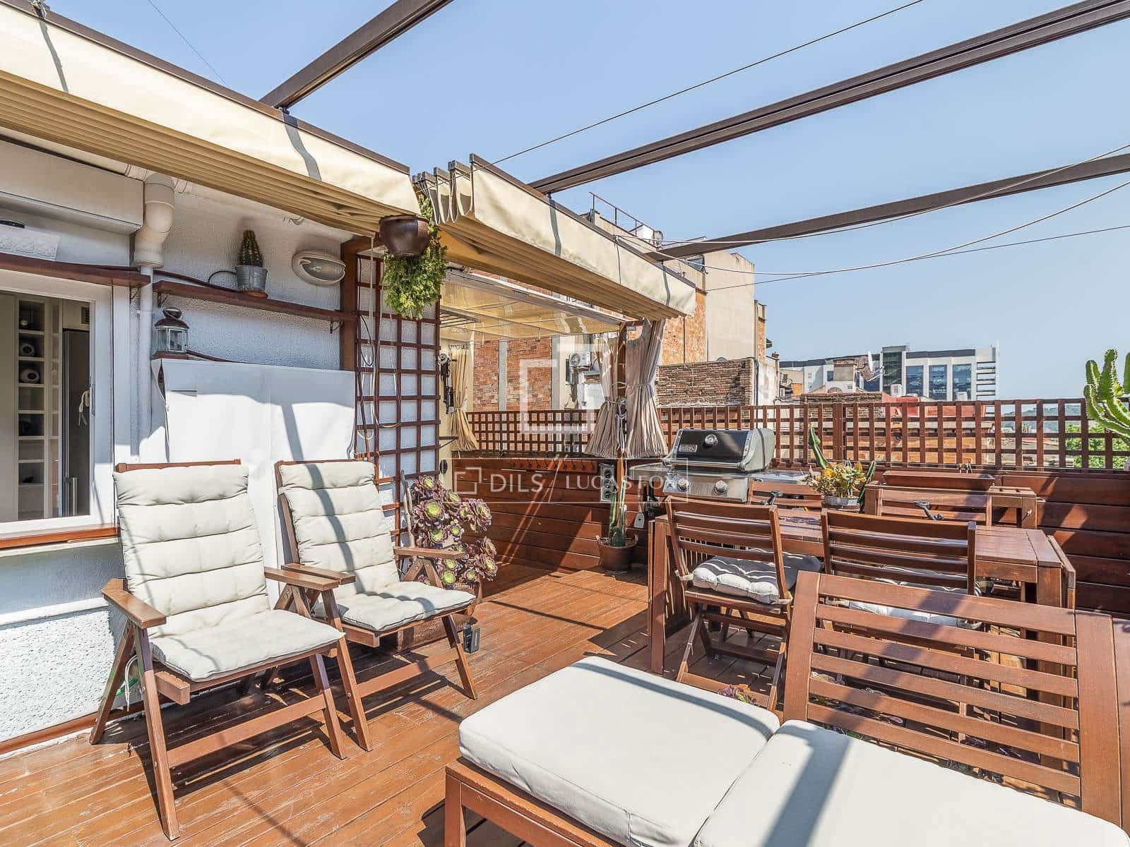 1 quarto Penthouse para venda em Barcelona cidade - 495 000 € (Ref: 9911934)