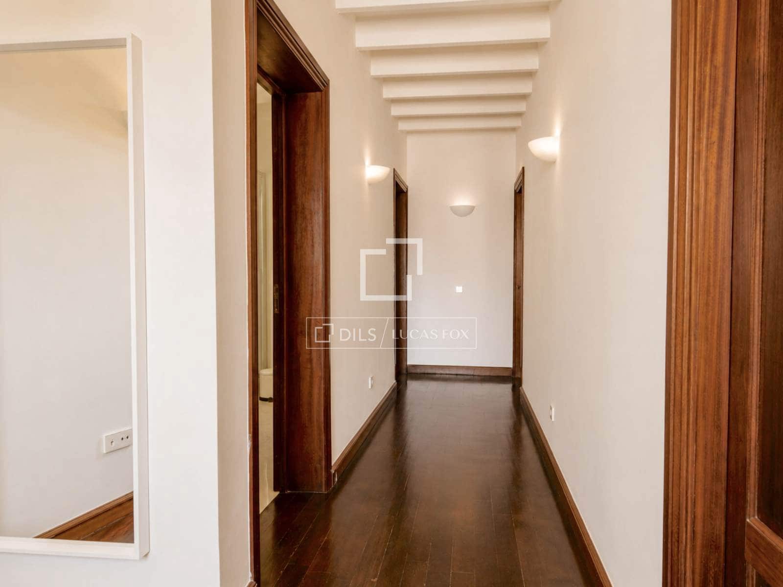3 bedroom Villa for sale in Palma de Mallorca - € 1,985,000 (Ref: 9911935)