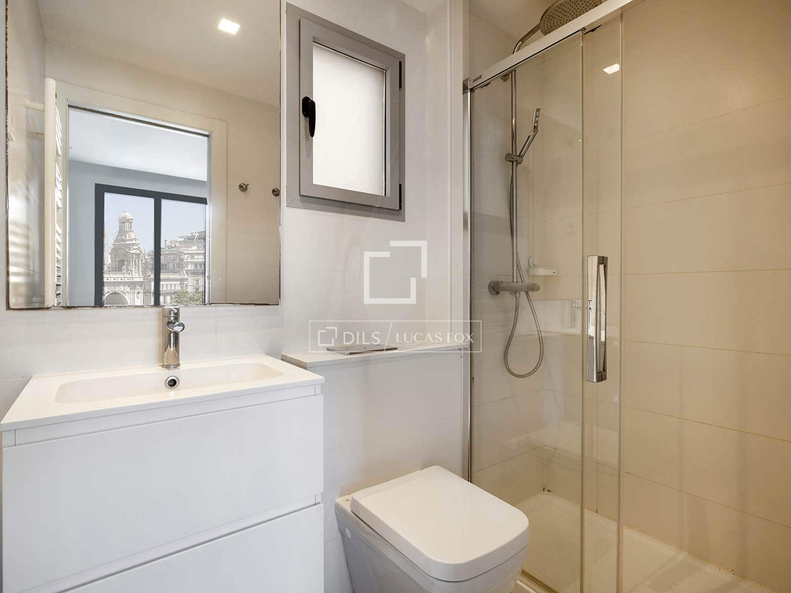 2 slaapkamer Appartement te koop in Barcelona stad - € 790.000 (Ref: 9912225)