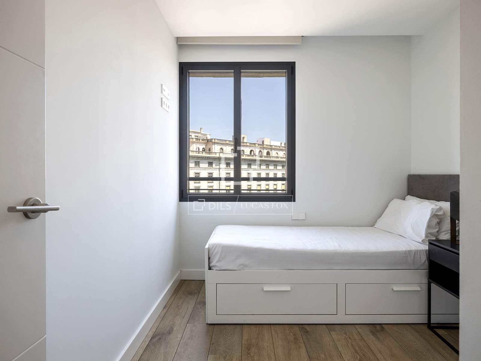 2 slaapkamer Appartement te koop in Barcelona stad - € 790.000 (Ref: 9912225)