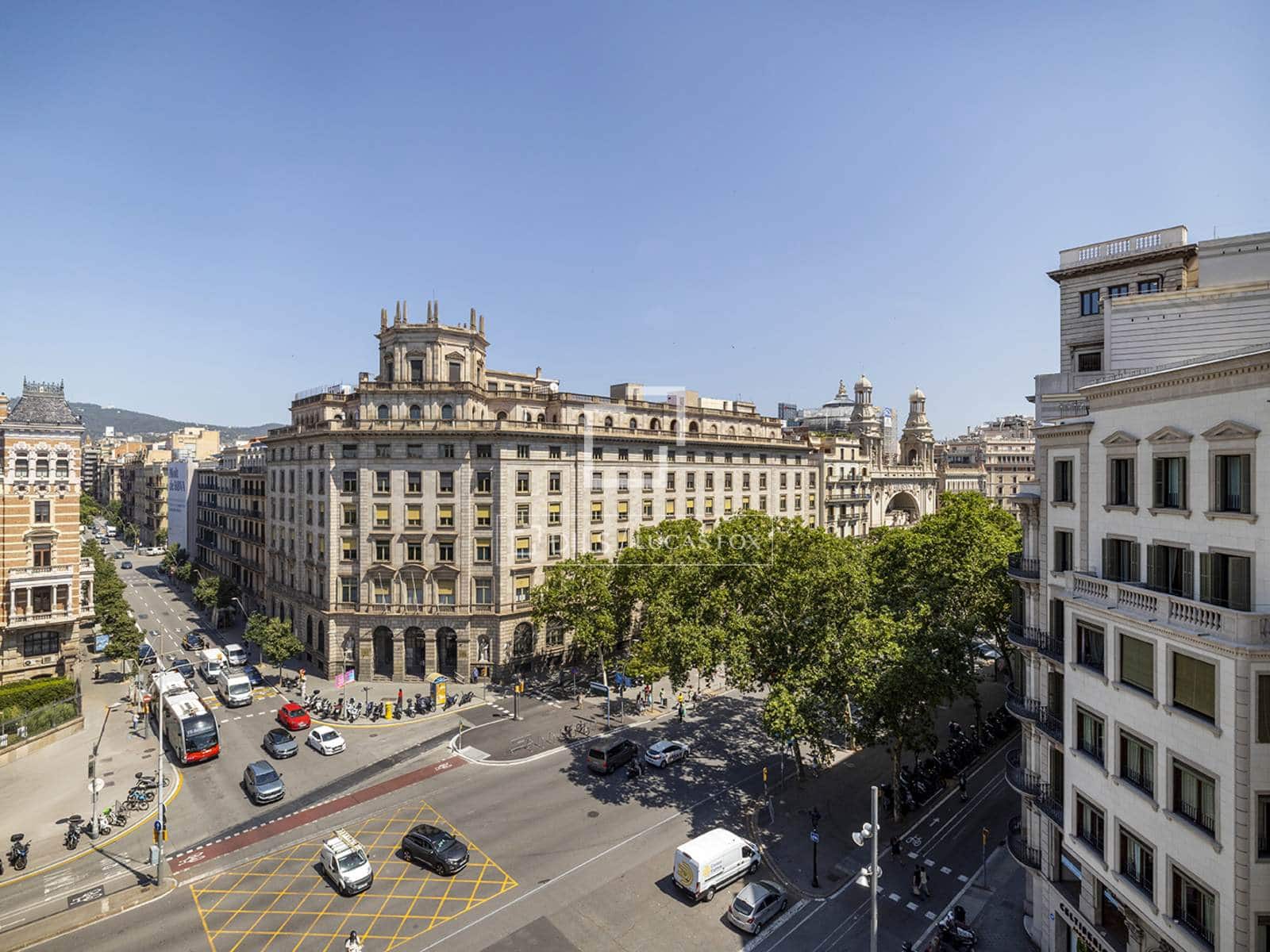 2 slaapkamer Appartement te koop in Barcelona stad - € 790.000 (Ref: 9912225)