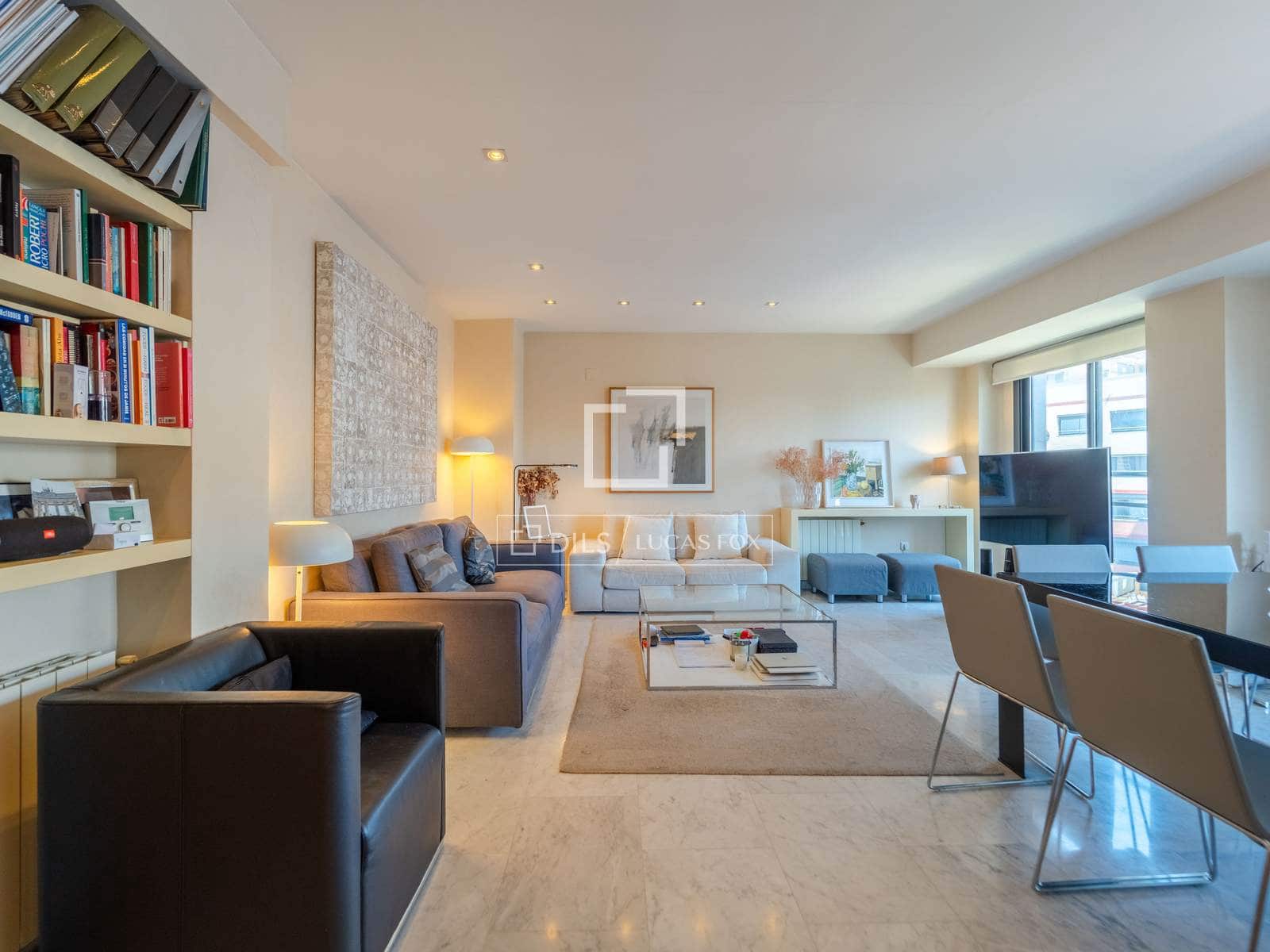 3 soverom Leilighet til leie i Valencia by med garasje - € 2 800 (Ref: 9912226)