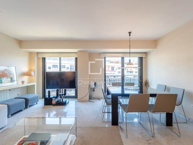 3 soveværelse Lejlighed til leje i Valencia by med garage - € 2.800 (Ref: 9912226)