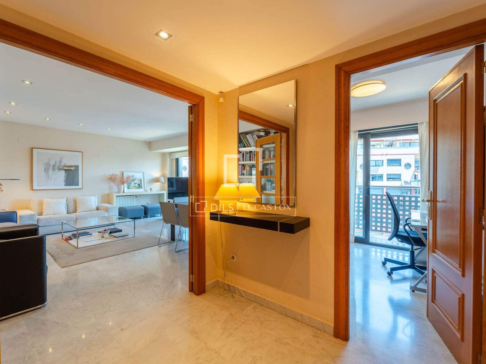 3 soverom Leilighet til leie i Valencia by med garasje - € 2 800 (Ref: 9912226)