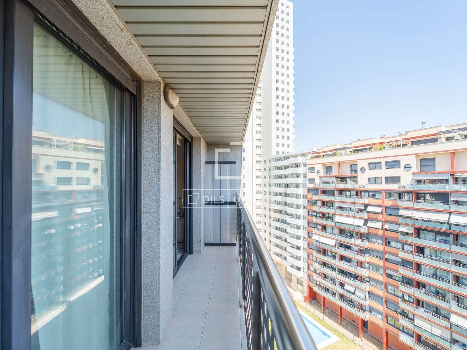 3 soverom Leilighet til leie i Valencia by med garasje - € 2 800 (Ref: 9912226)