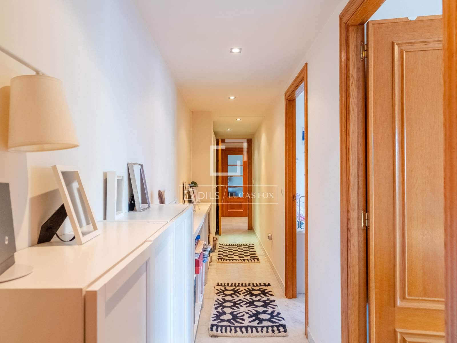 3 soverom Leilighet til leie i Valencia by med garasje - € 2 800 (Ref: 9912226)
