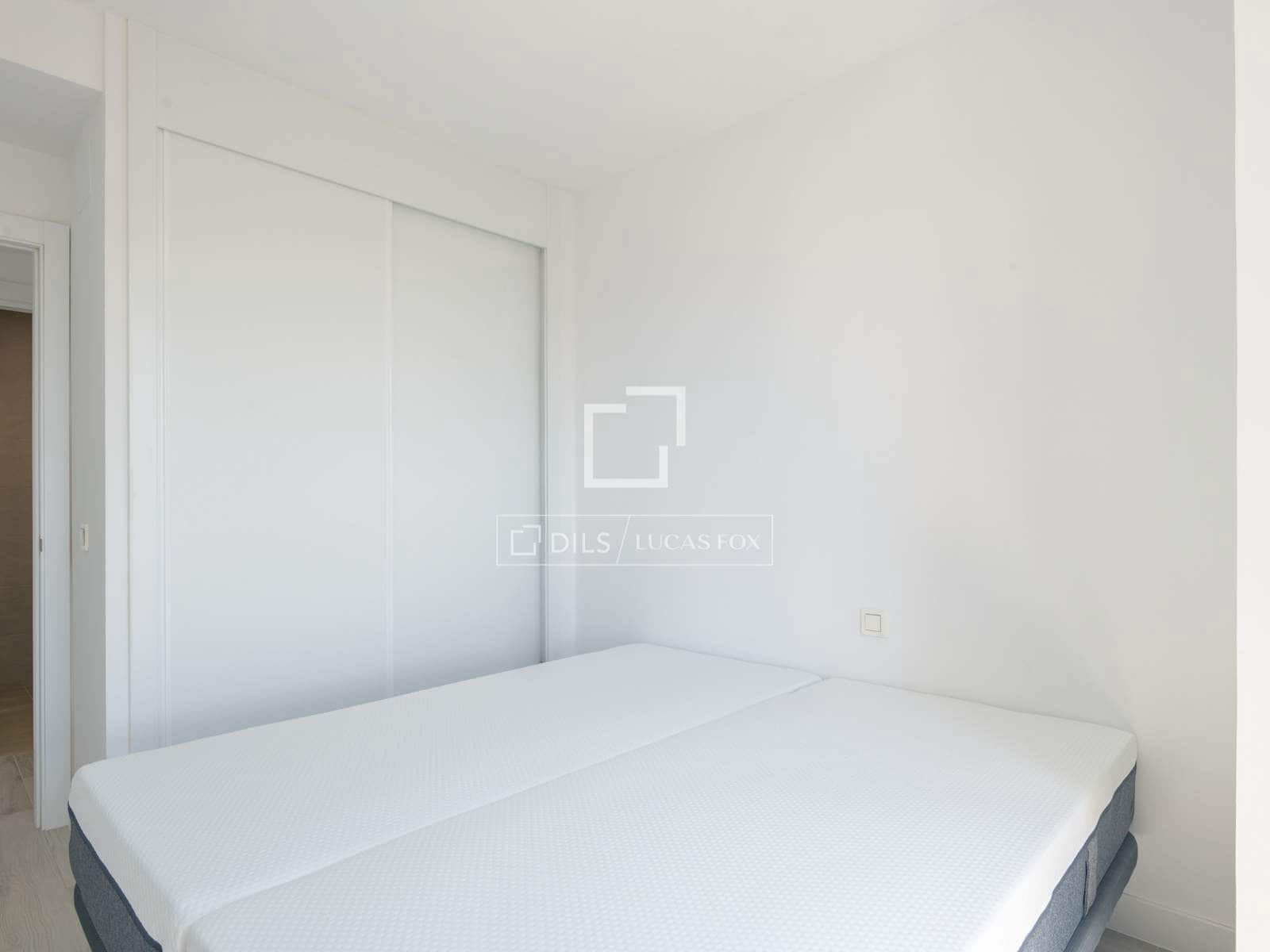 2 soveværelse Lejlighed til salg i Malaga by med swimmingpool garage - € 495.000 (Ref: 9913693)