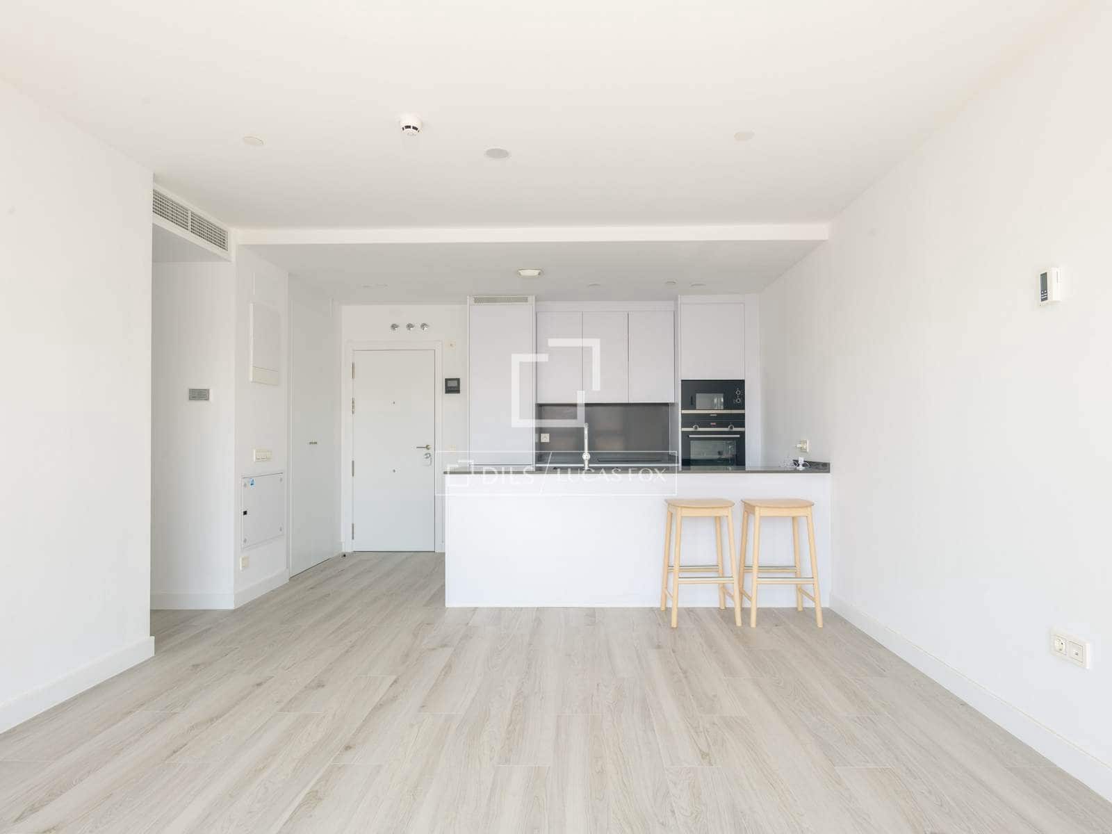 2 soveværelse Lejlighed til salg i Malaga by med swimmingpool garage - € 495.000 (Ref: 9913693)