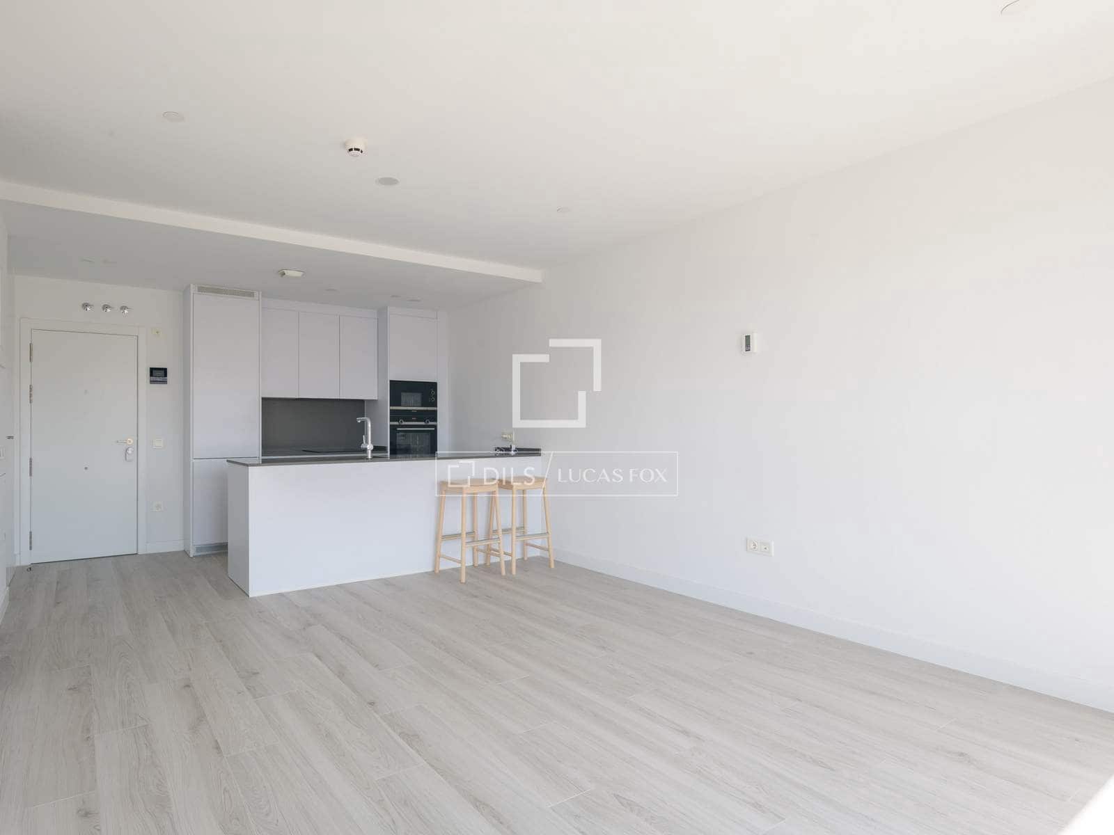 2 soveværelse Lejlighed til salg i Malaga by med swimmingpool garage - € 495.000 (Ref: 9913693)