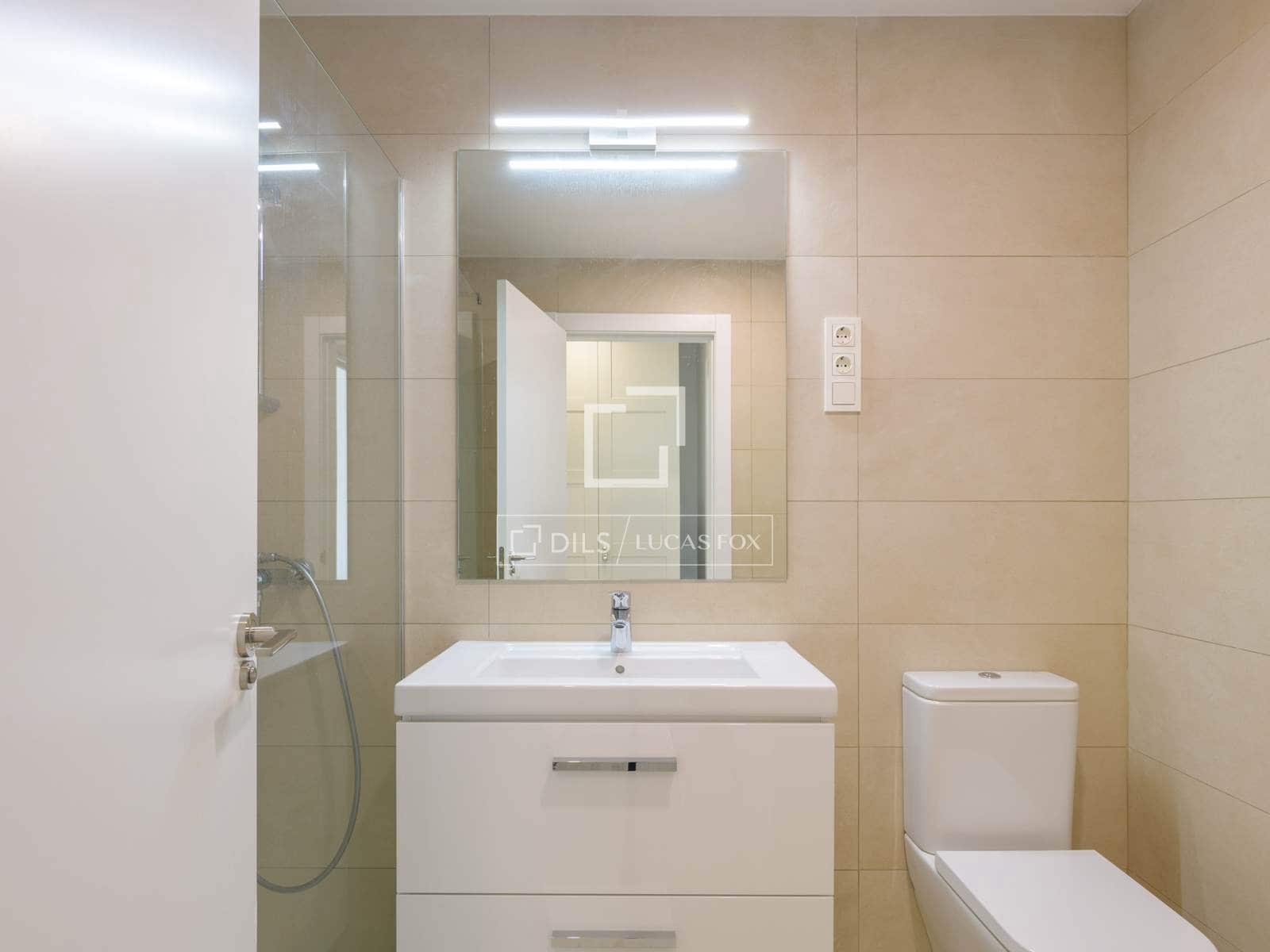 2 soveværelse Lejlighed til salg i Malaga by med swimmingpool garage - € 495.000 (Ref: 9913693)