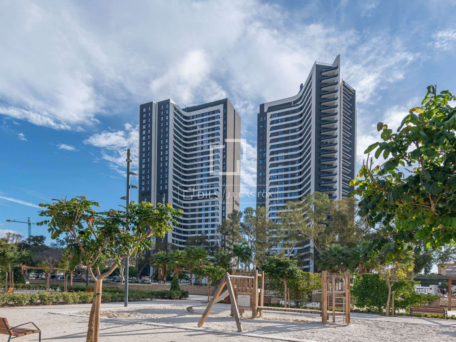 2 soveværelse Lejlighed til salg i Malaga by med swimmingpool garage - € 495.000 (Ref: 9913693)