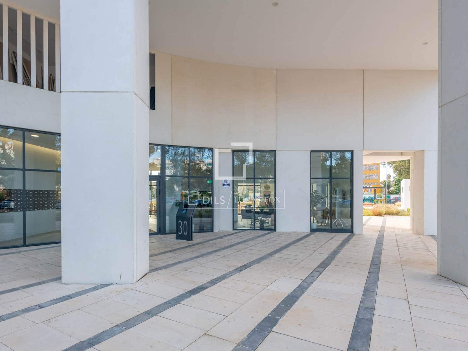 2 soveværelse Lejlighed til salg i Malaga by med swimmingpool garage - € 495.000 (Ref: 9913693)