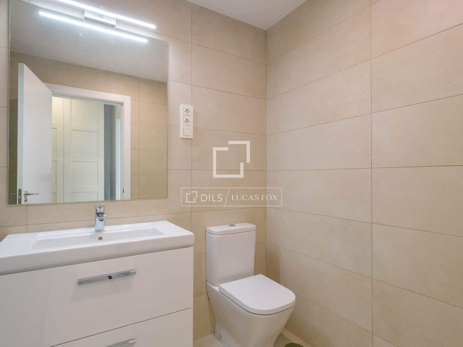 2 soveværelse Lejlighed til salg i Malaga by med swimmingpool garage - € 495.000 (Ref: 9913693)