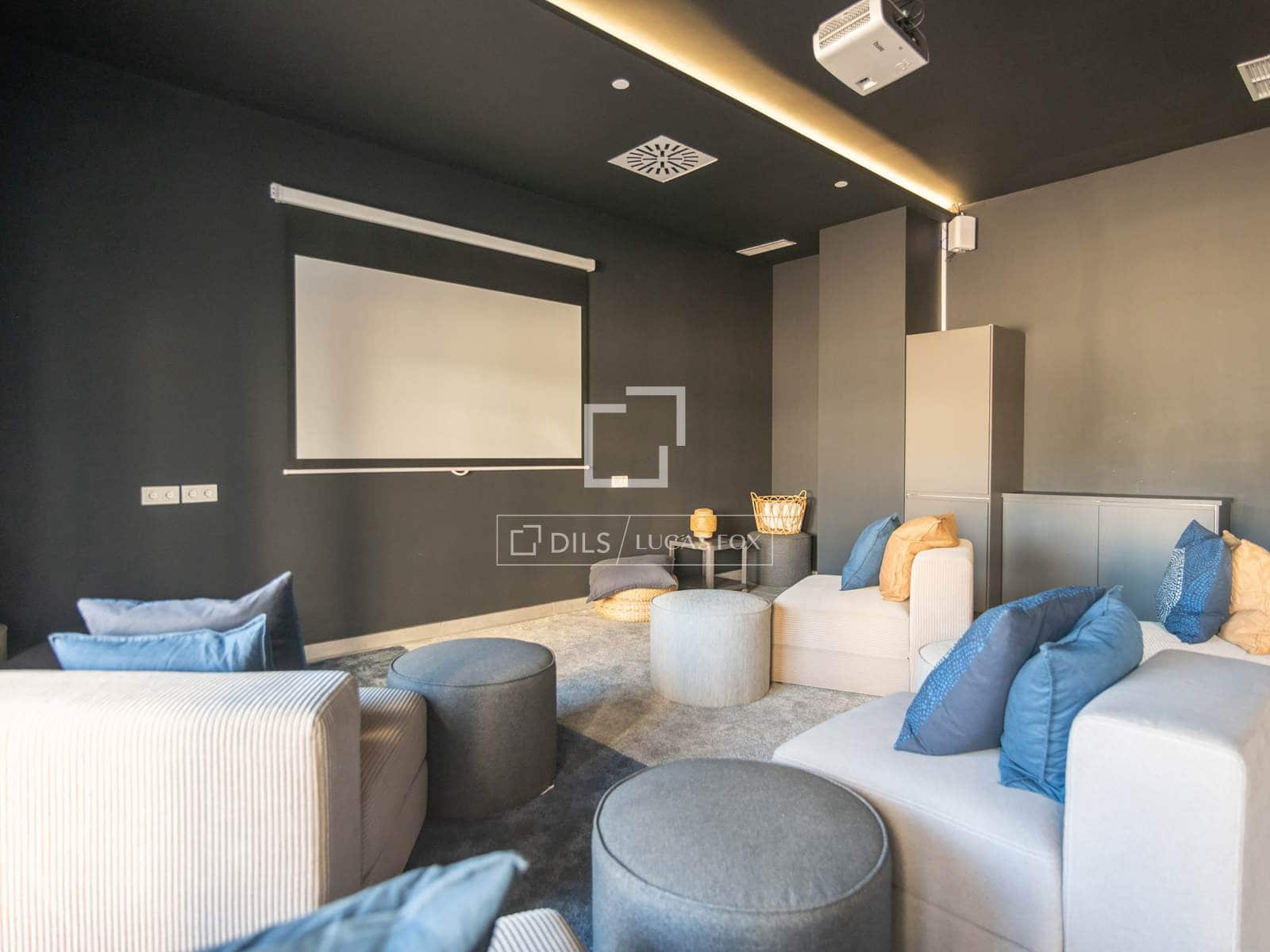 2 soveværelse Lejlighed til salg i Malaga by med swimmingpool garage - € 495.000 (Ref: 9913693)