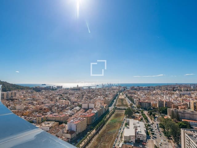 2 soveværelse Lejlighed til salg i Málaga by med swimmingpool garage - € 495.000 (Ref: 9913693)