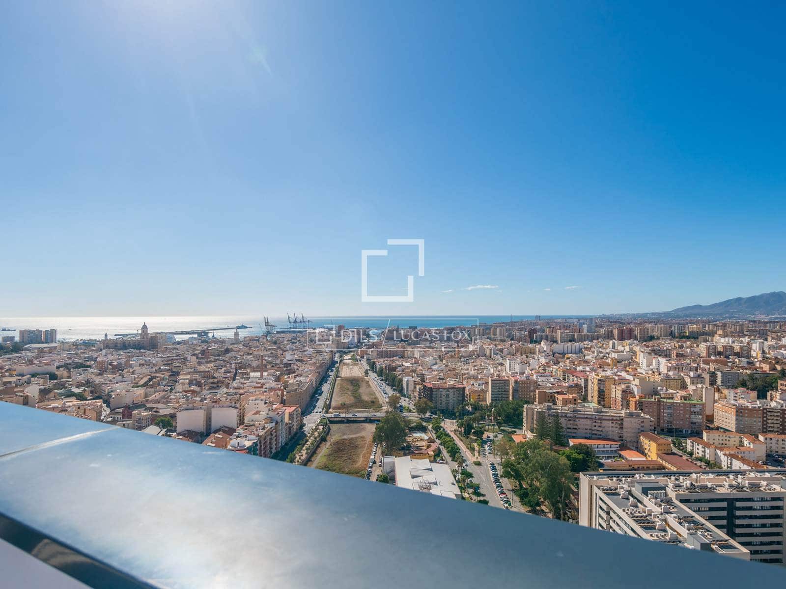2 soveværelse Lejlighed til salg i Malaga by med swimmingpool garage - € 495.000 (Ref: 9913693)