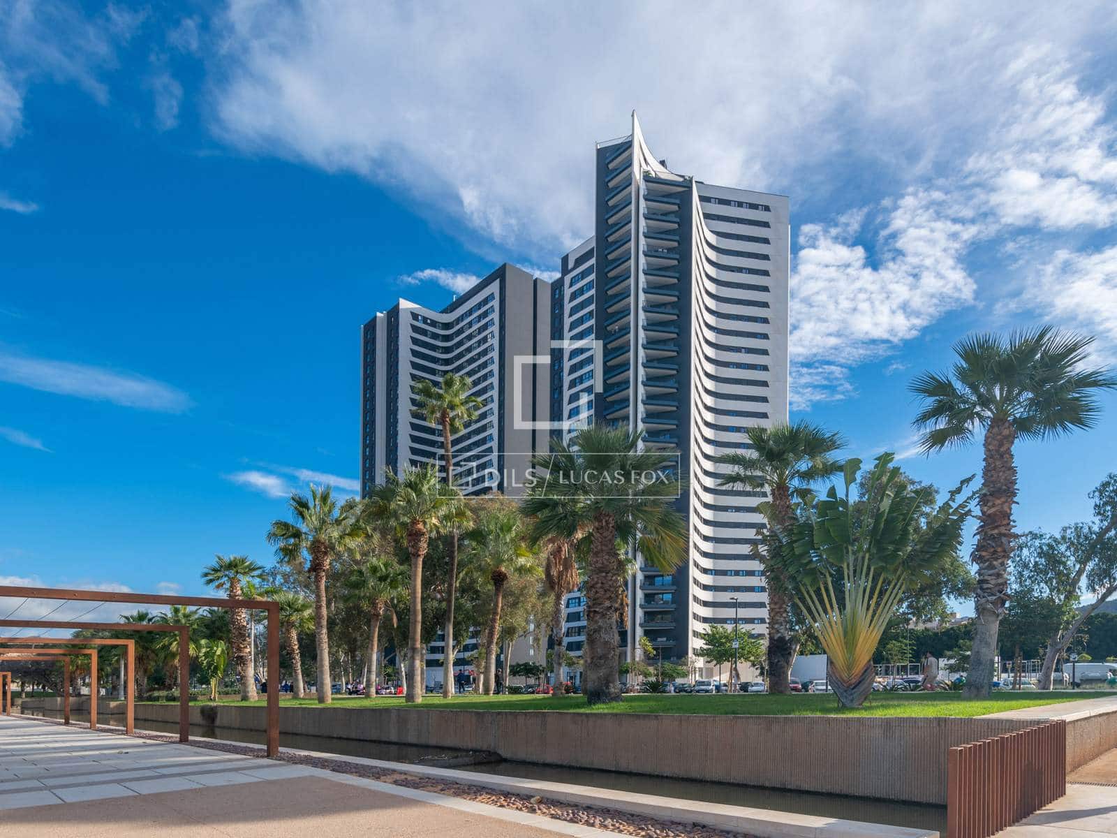 2 soveværelse Lejlighed til salg i Malaga by med swimmingpool garage - € 495.000 (Ref: 9913693)