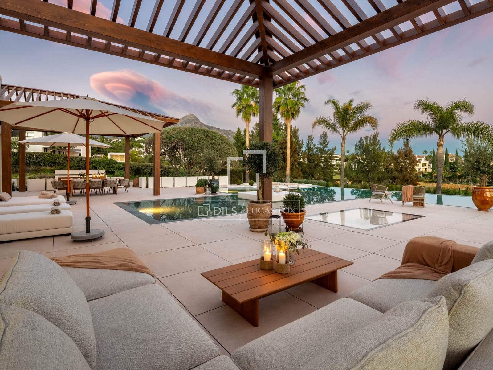 6 quarto Moradia para venda em Marbella - 8 995 000 € (Ref: 9914556)