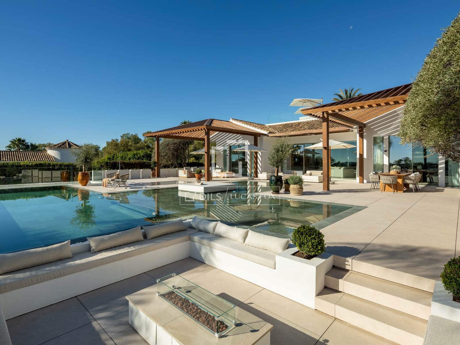 6 quarto Moradia para venda em Marbella - 8 995 000 € (Ref: 9914556)