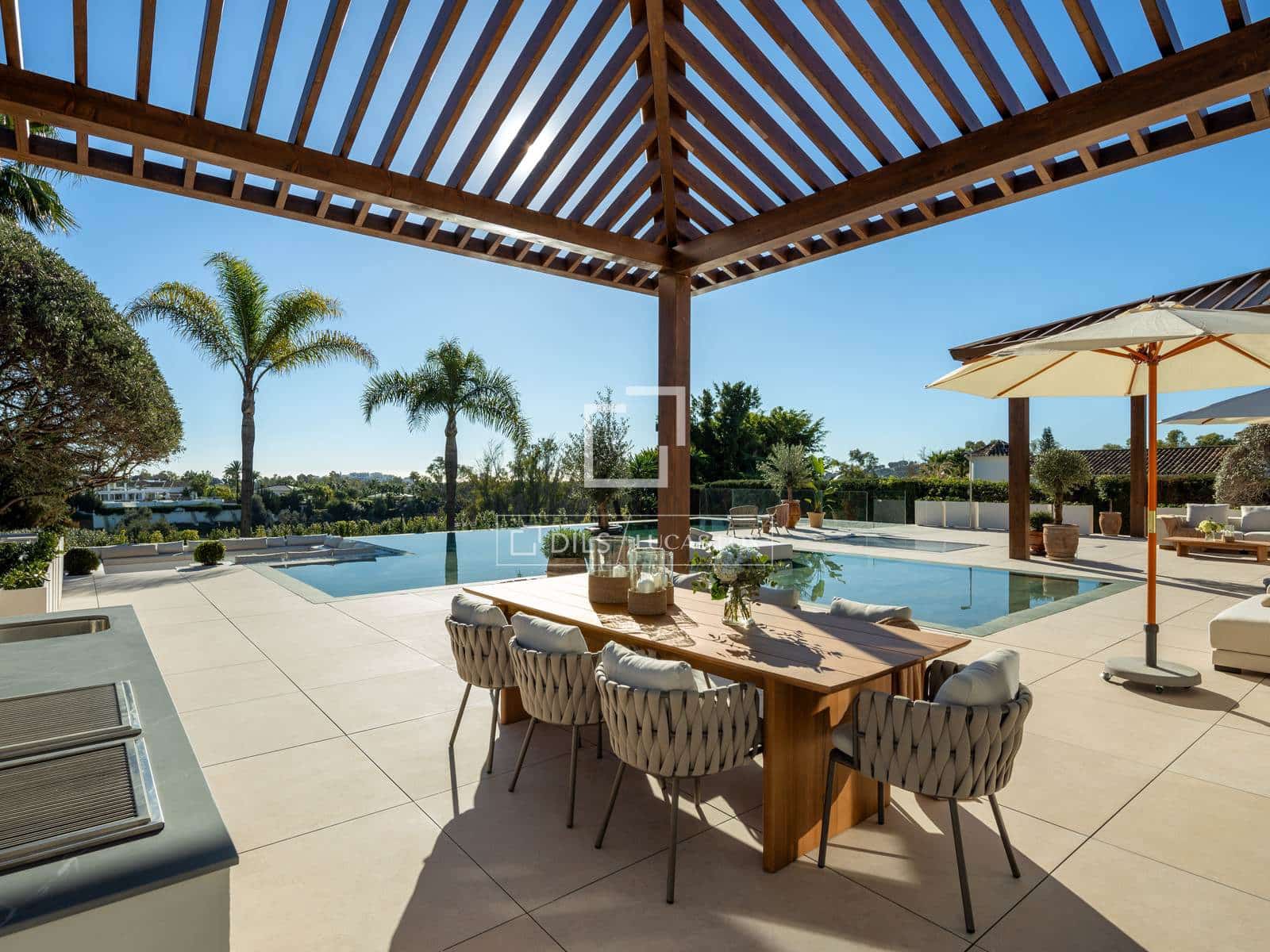 6 quarto Moradia para venda em Marbella - 8 995 000 € (Ref: 9914556)