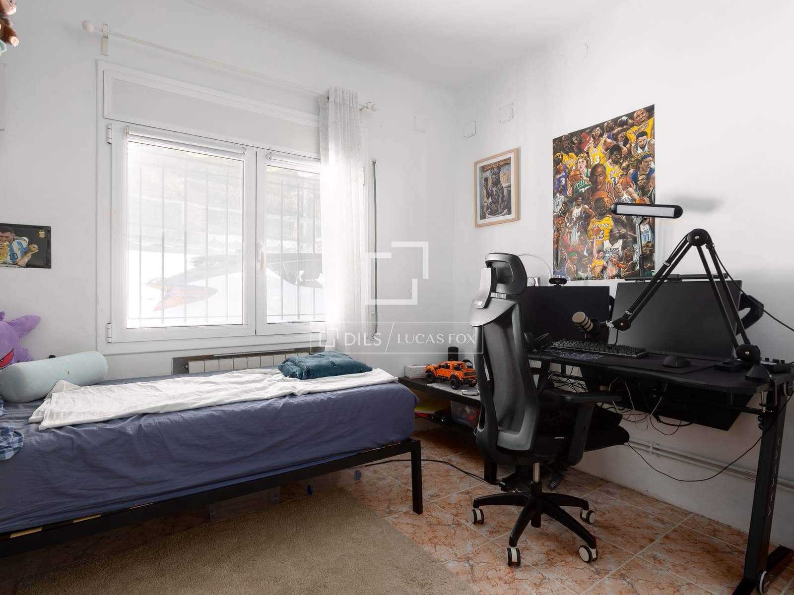 4 chambre Villa/Maison à vendre à Cabrils avec piscine garage - 745 000 € (Ref: 9914557)