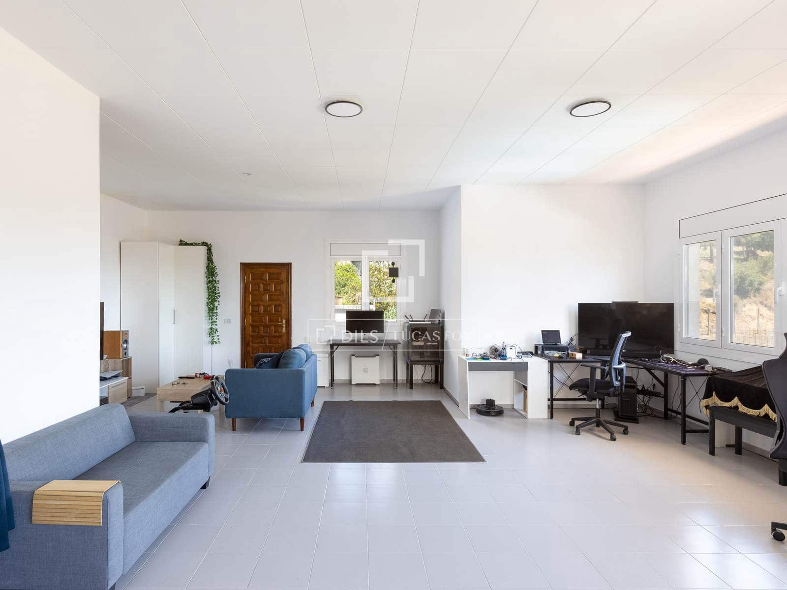 4 chambre Villa/Maison à vendre à Cabrils avec piscine garage - 745 000 € (Ref: 9914557)
