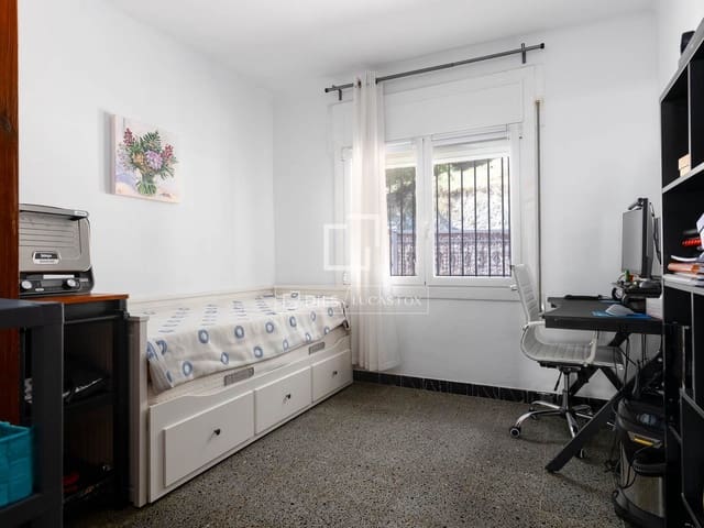 4 chambre Villa/Maison à vendre à Cabrils avec piscine garage - 745 000 € (Ref: 9914557)