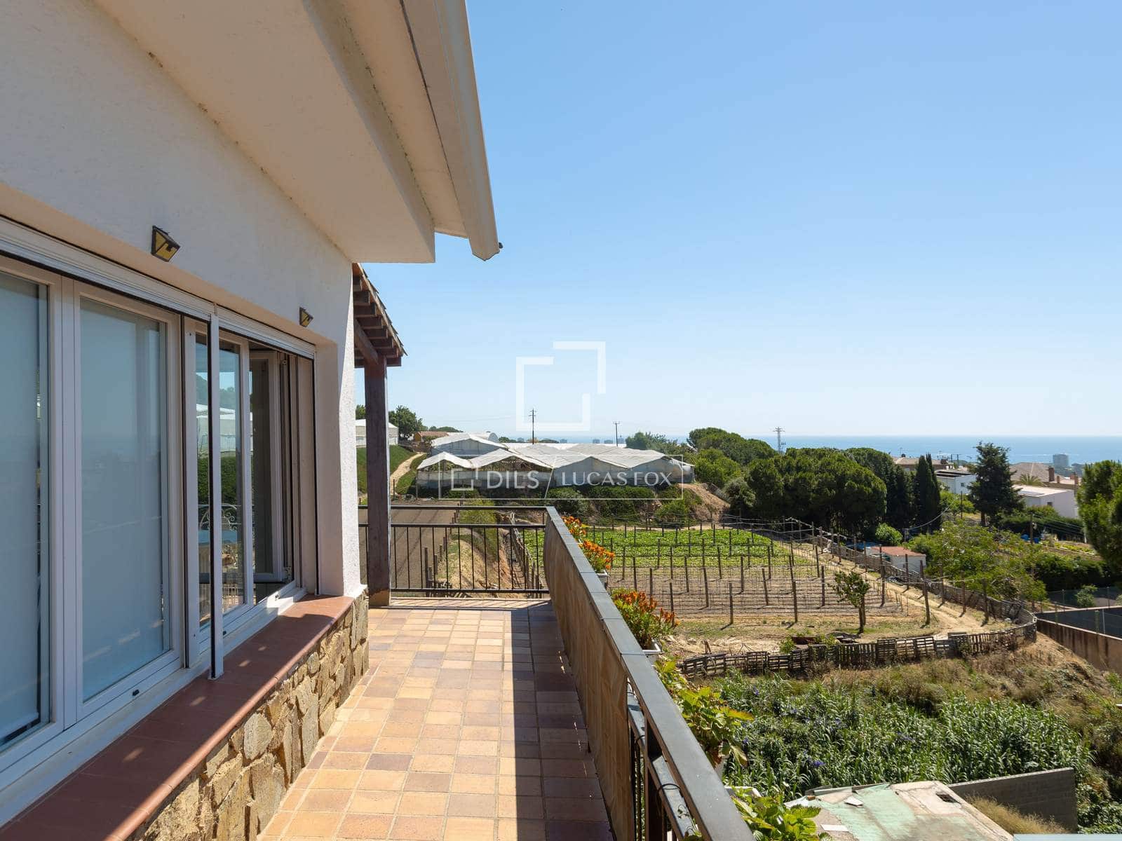 4 chambre Villa/Maison à vendre à Cabrils avec piscine garage - 745 000 € (Ref: 9914557)