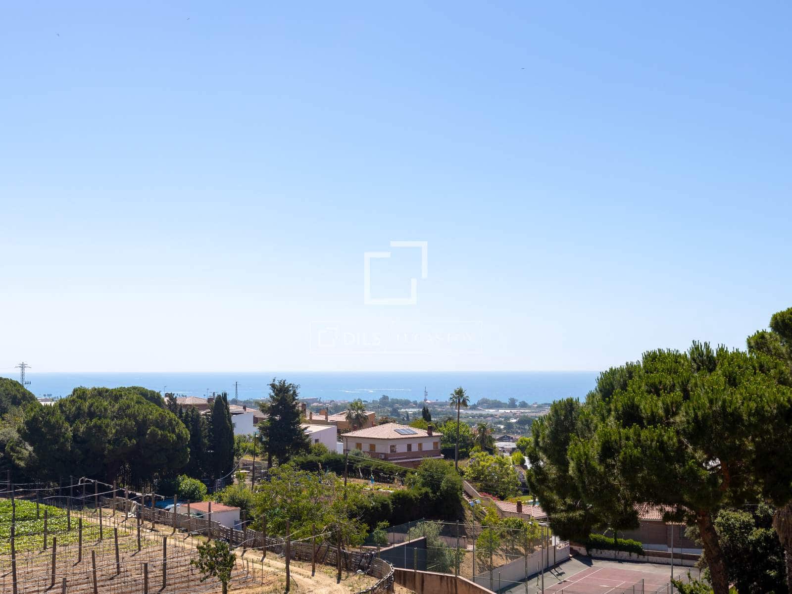 4 chambre Villa/Maison à vendre à Cabrils avec piscine garage - 745 000 € (Ref: 9914557)