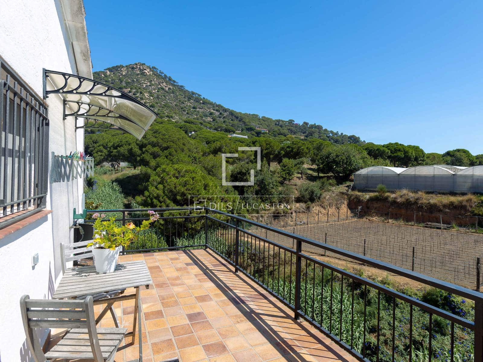 4 chambre Villa/Maison à vendre à Cabrils avec piscine garage - 745 000 € (Ref: 9914557)