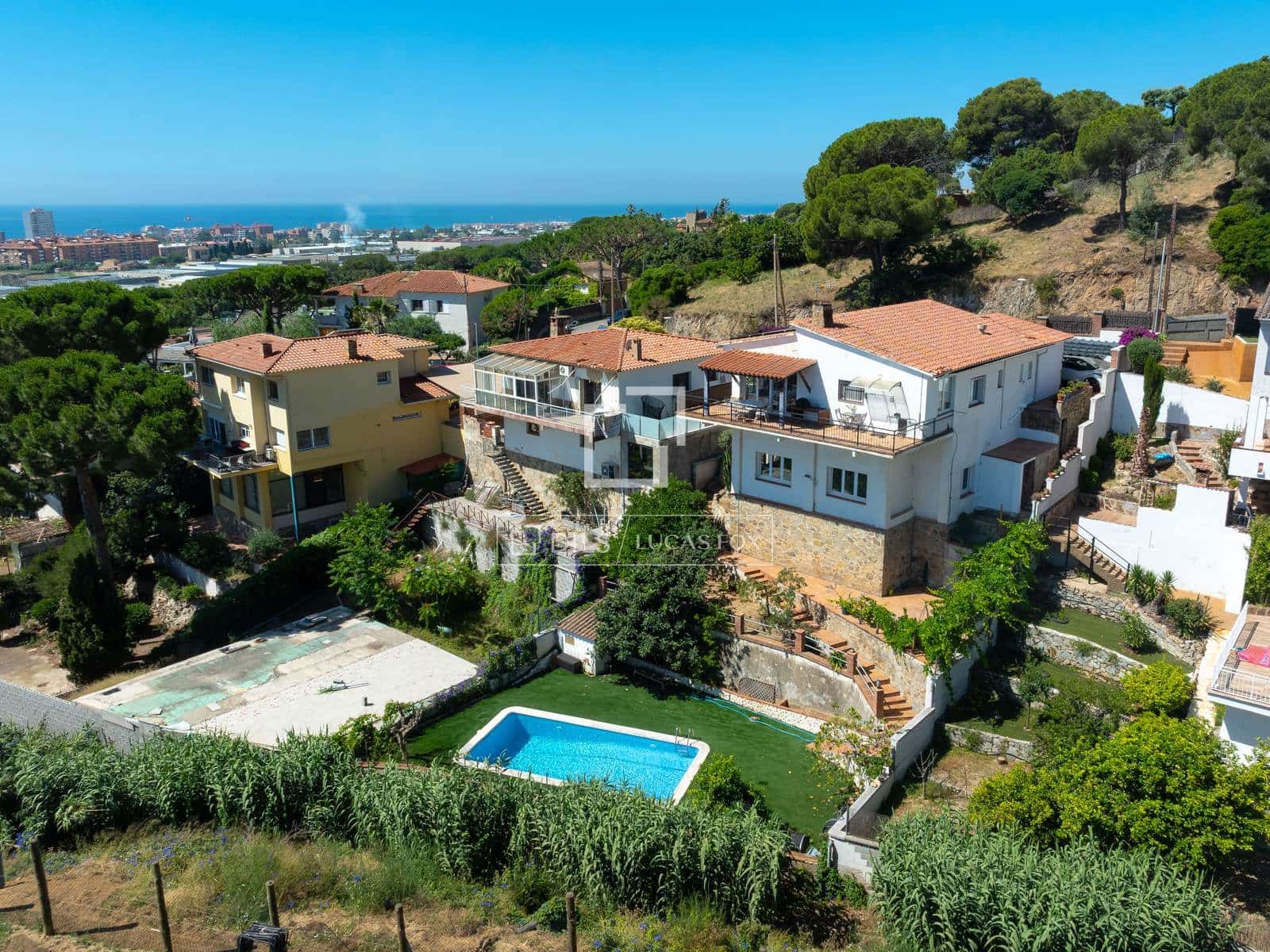 4 chambre Villa/Maison à vendre à Cabrils avec piscine garage - 745 000 € (Ref: 9914557)
