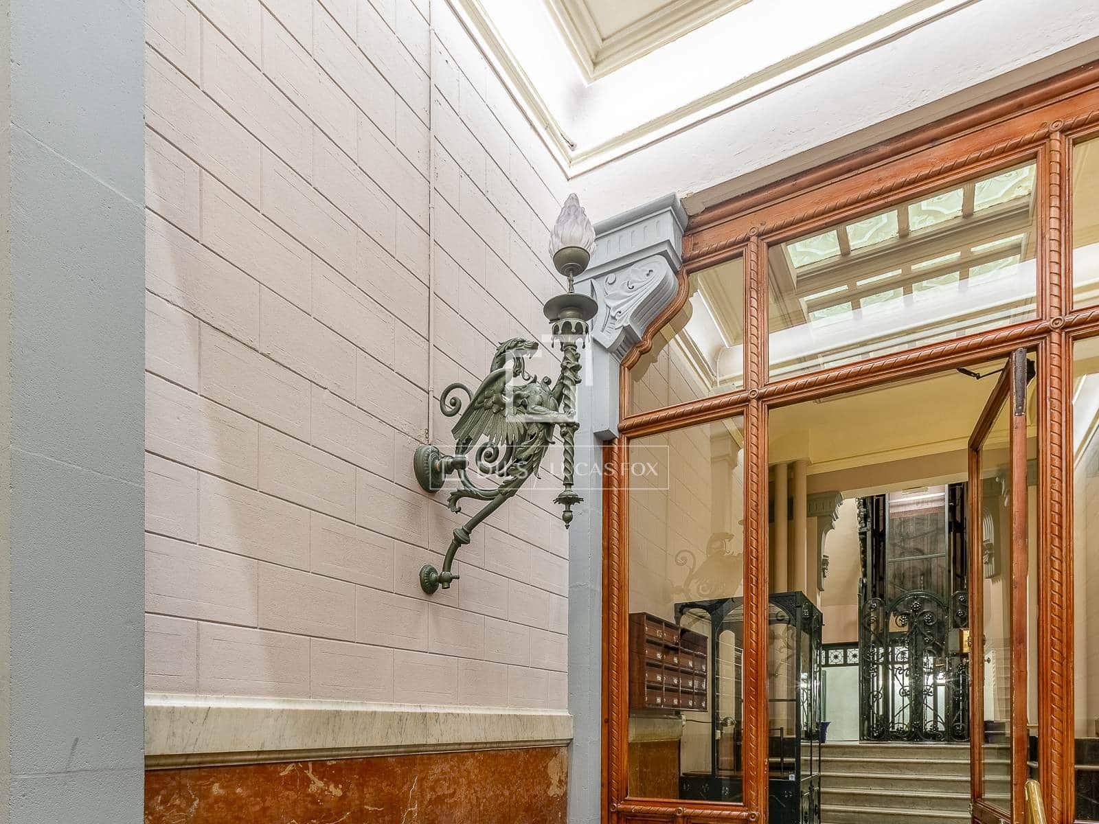 3 soveværelse Lejlighed til salg i Barcelona by - € 1.260.000 (Ref: 9914558)