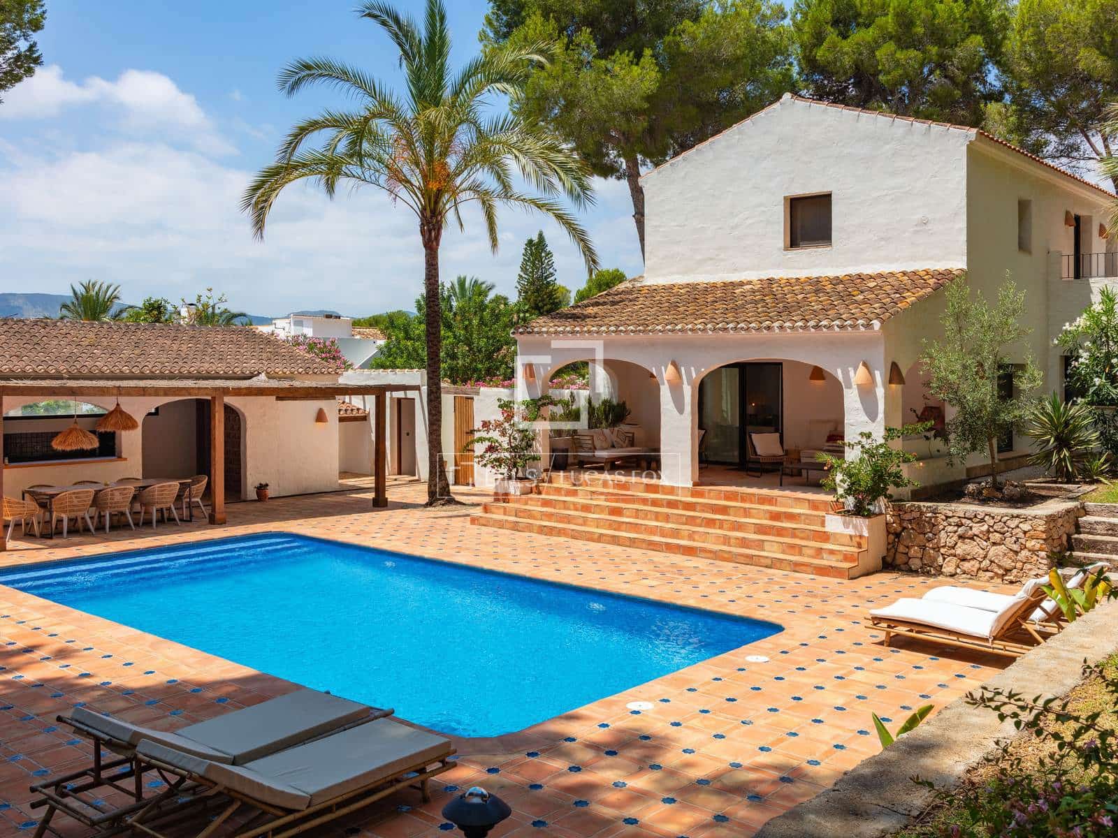4 sypialnia Willa na sprzedaż w Javea / Xabia z basenem garażem - 1 550 000 € (Ref: 9914796)